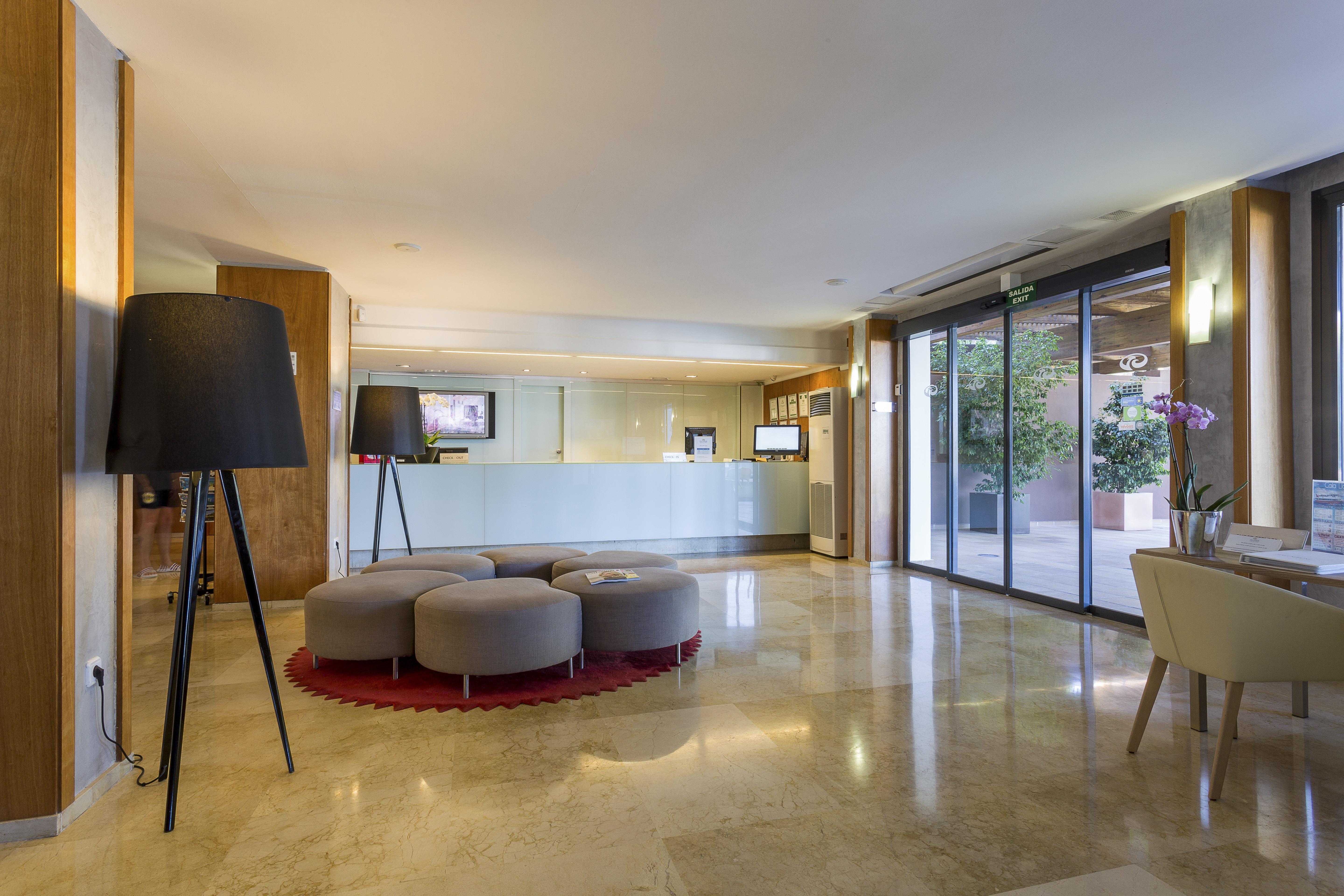 Palladium Hotel Cala Llonga - Adults Only Exterior photo